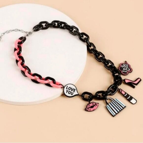Pink & Black Plastic Eighties Charm Necklace‎ Retro Fun Party Eclectic Jewelery - Picture 2 of 3